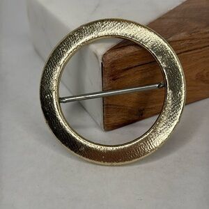 Vintage Astor Made in Germany Gold Circular scarf tie lot B46